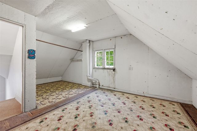 724 S Linden Ave, Point Breeze, PA 15208
