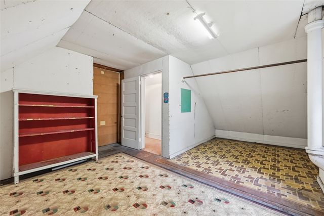 724 S Linden Ave, Point Breeze, PA 15208