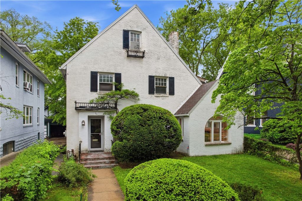 724 S Linden Ave, Point Breeze, PA 15208