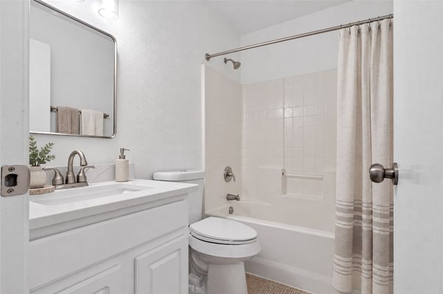 129 Maned Drive, Sanger, TX 76266
