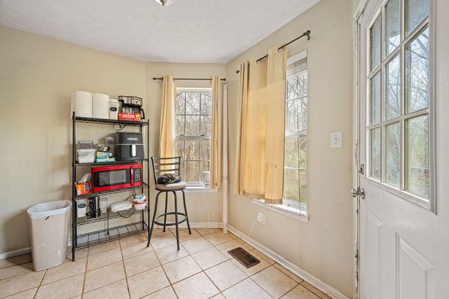 112 Raymond Lane, Rossville, GA 30741