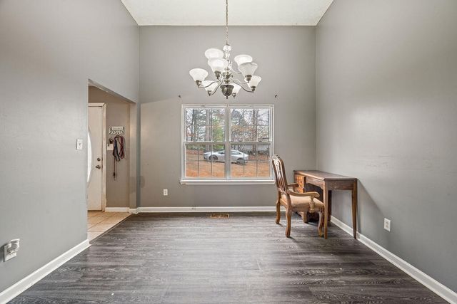 112 Raymond Lane, Rossville, GA 30741