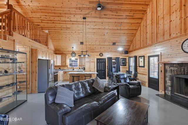 55750 E 360 Road, Jay, OK 74346