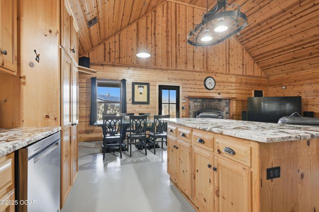 55750 E 360 Road, Jay, OK 74346