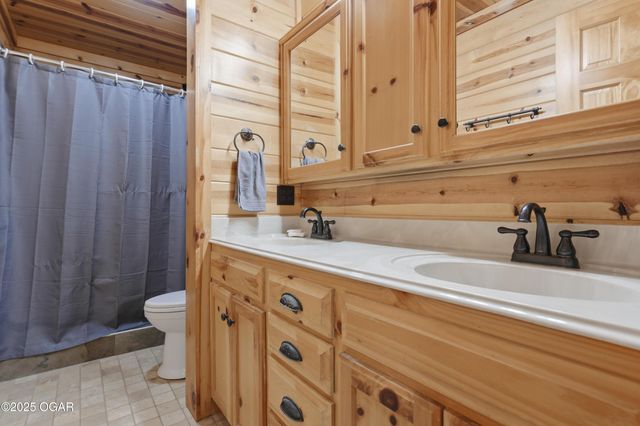 55750 E 360 Road, Jay, OK 74346