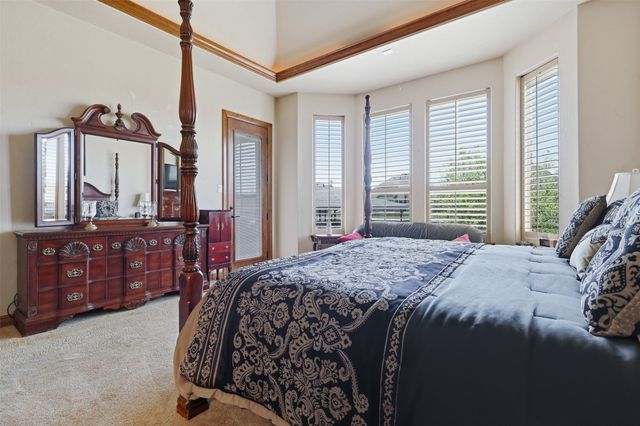 2606 Waters Edge Drive, Granbury, TX 76048