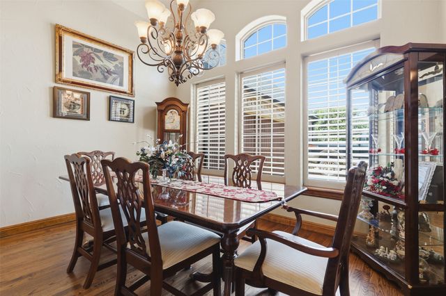 2606 Waters Edge Drive, Granbury, TX 76048