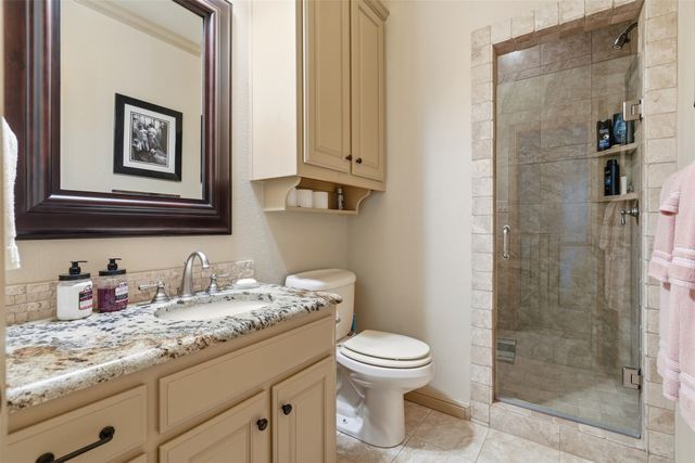 2606 Waters Edge Drive, Granbury, TX 76048