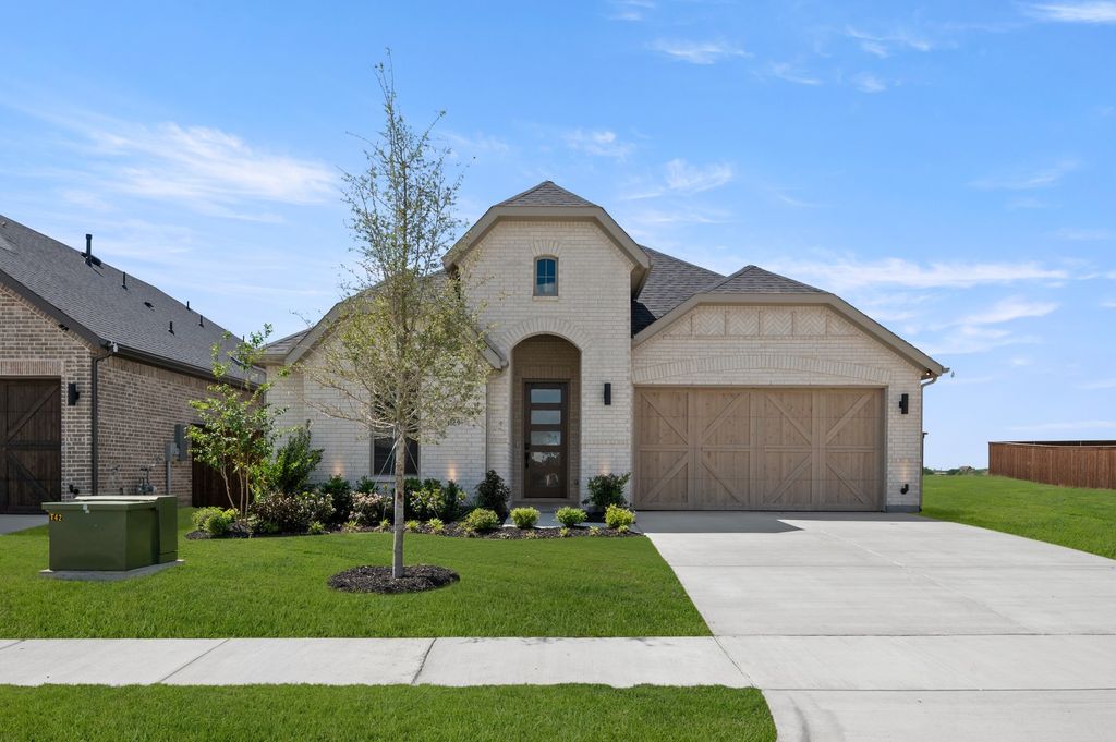 1869 Rough Ridge Trail, Midlothian, TX 76065