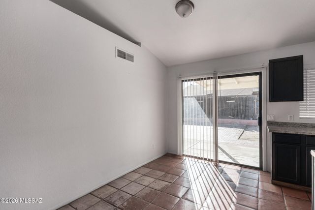 1717 W Cochran Street, Tucson, AZ 85746