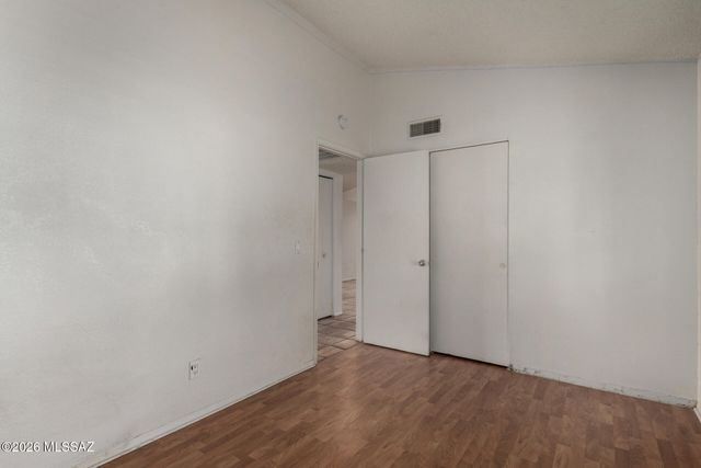 1717 W Cochran Street, Tucson, AZ 85746