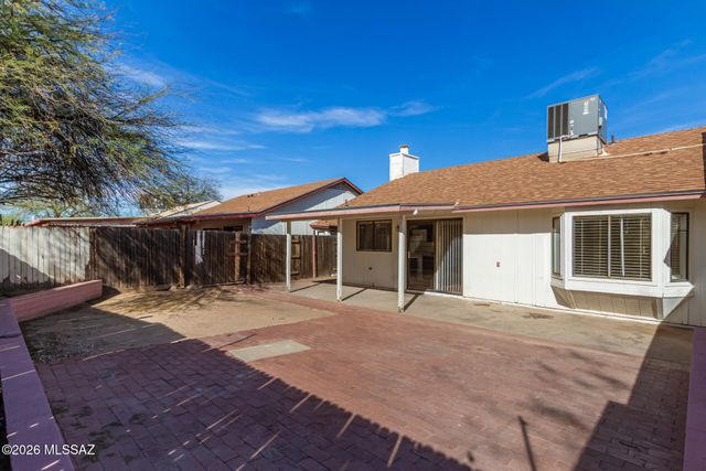 1717 W Cochran Street, Tucson, AZ 85746