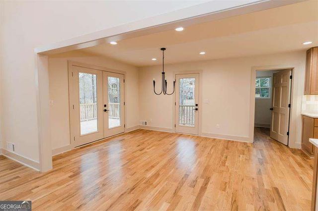 341 TEEPEE Trail, Whitesburg, GA 30185