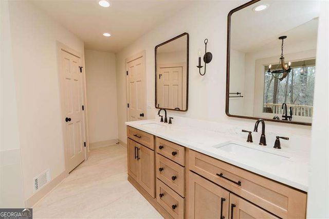 341 TEEPEE Trail, Whitesburg, GA 30185