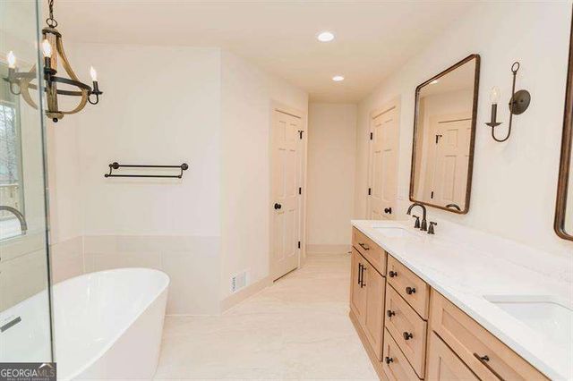 341 TEEPEE Trail, Whitesburg, GA 30185