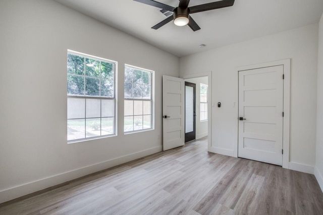 5400 Worth Street, Dallas, TX 75214
