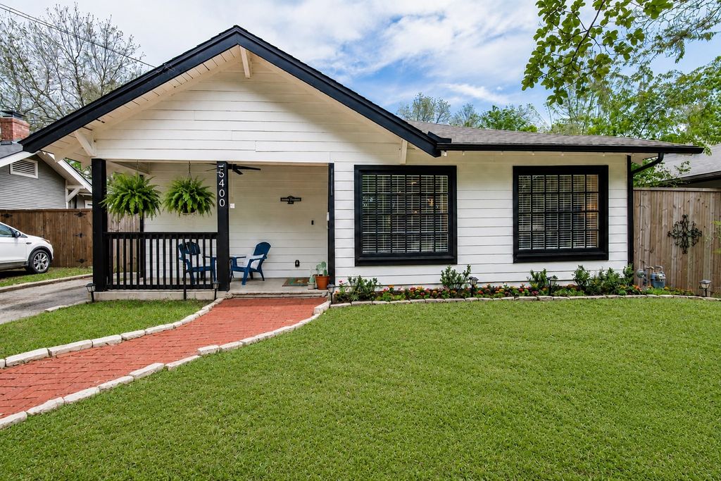 5400 Worth Street, Dallas, TX 75214