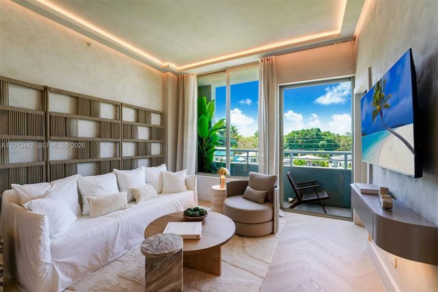 3250 Grand Ave 307, Miami, FL 33133