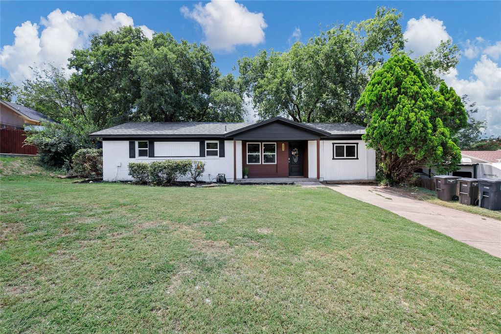 6405 Johns Way, Fort Worth, TX 76135