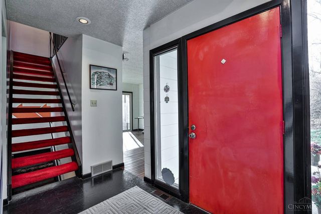 8288 Bridle Road, Anderson Twp, OH 45244