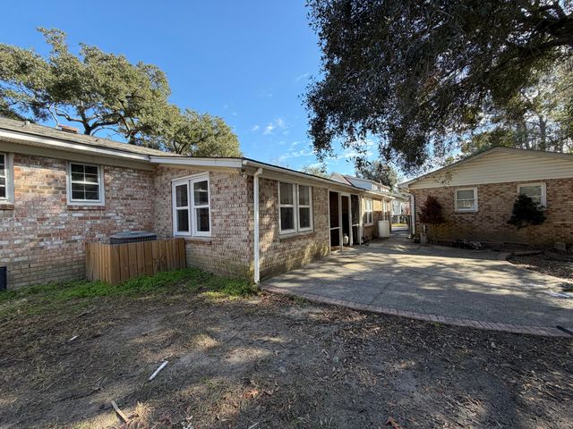 2907 Limestone Boulevard, Charleston, SC 29414