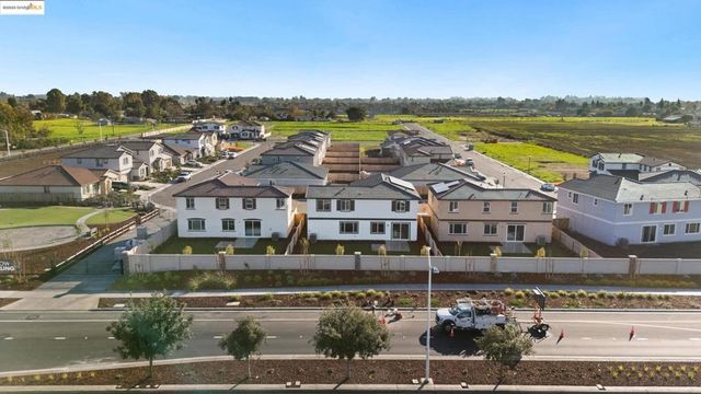 645 Channel Cir, Oakley, CA 94561