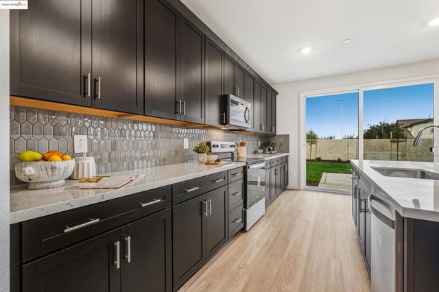 645 Channel Cir, Oakley, CA 94561