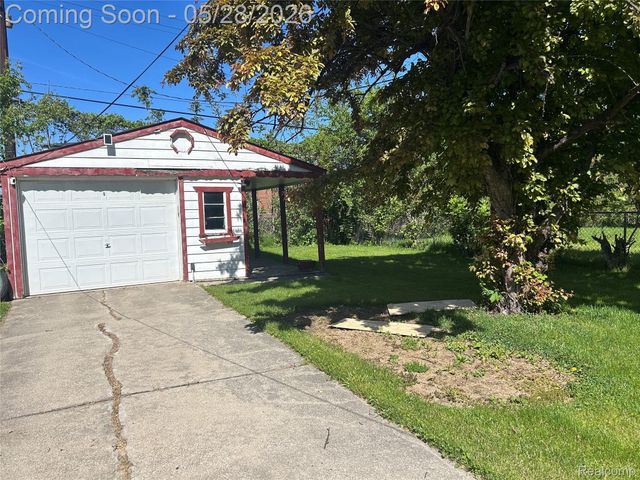 8869 Hartwell Street, Detroit, MI 48228