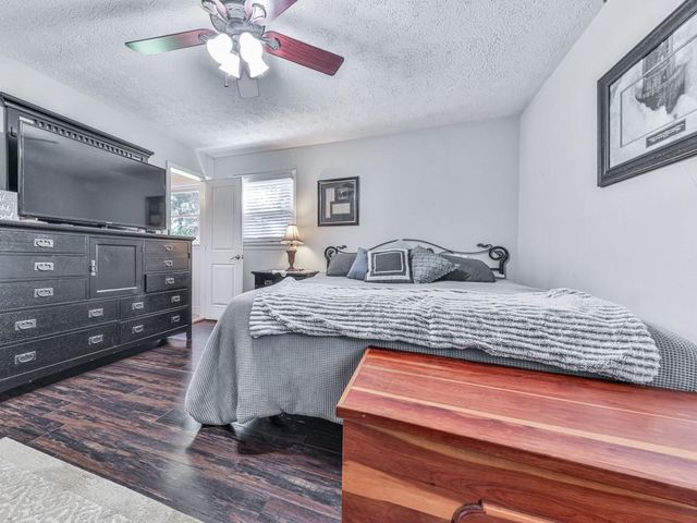 132 Little Brook Drive, Woodstock, GA 30188