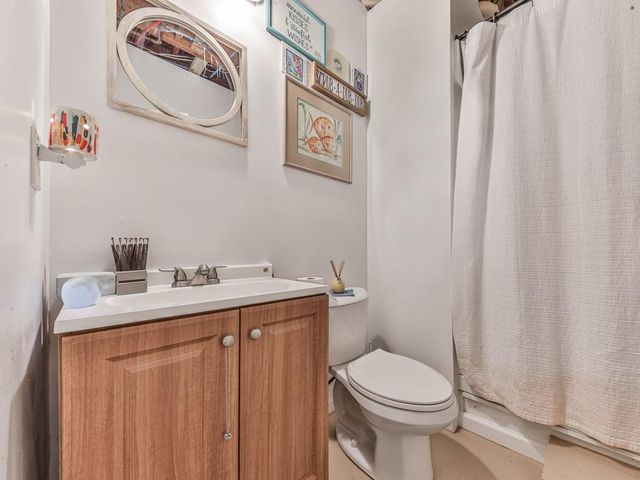 132 Little Brook Drive, Woodstock, GA 30188