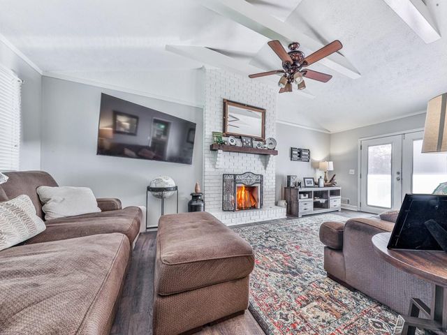 132 Little Brook Drive, Woodstock, GA 30188