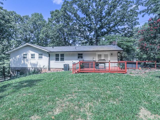 132 Little Brook Drive, Woodstock, GA 30188