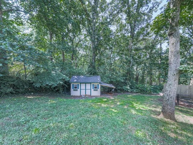 132 Little Brook Drive, Woodstock, GA 30188