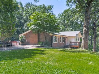 132 Little Brook Drive, Woodstock, GA 30188