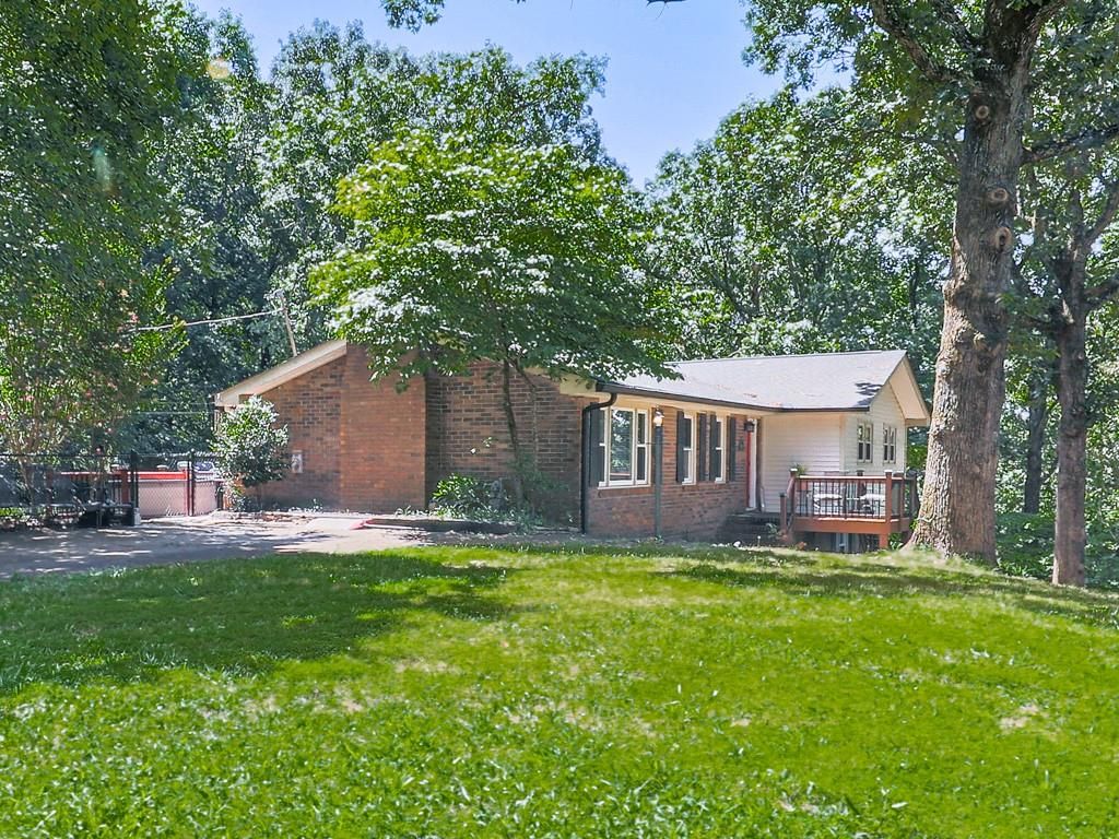 132 Little Brook Drive, Woodstock, GA 30188