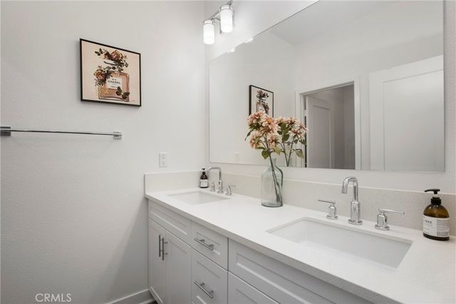 745 Hazel Dr, Rancho Mission Viejo, CA 92694