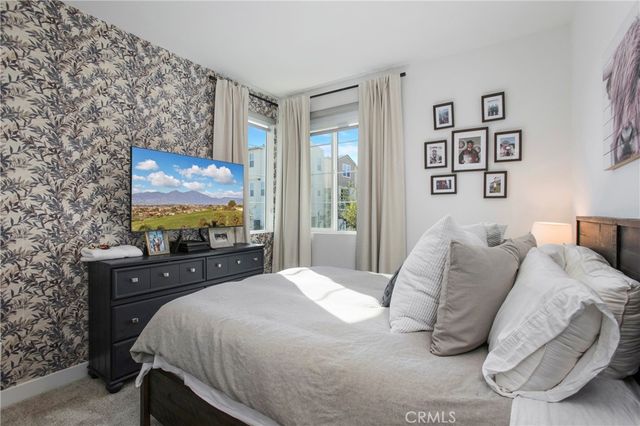 745 Hazel Dr, Rancho Mission Viejo, CA 92694
