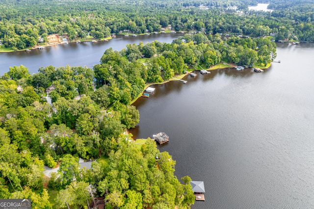 121 E Montego Court NW, Milledgeville, GA 31061