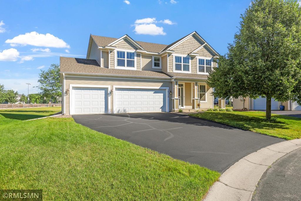 18354 Dunbury Circle, Farmington, MN 55024