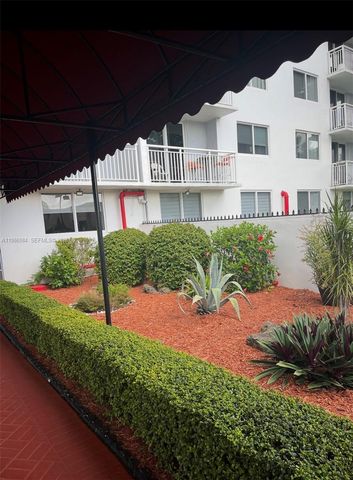 1251 NE 108th St 408, Miami, FL 33161