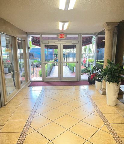 1251 NE 108th St 408, Miami, FL 33161