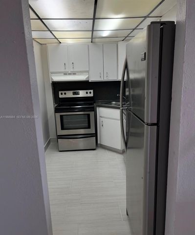 1251 NE 108th St 408, Miami, FL 33161