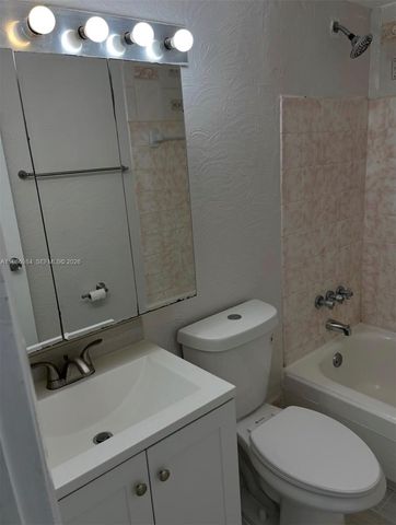 1251 NE 108th St 408, Miami, FL 33161