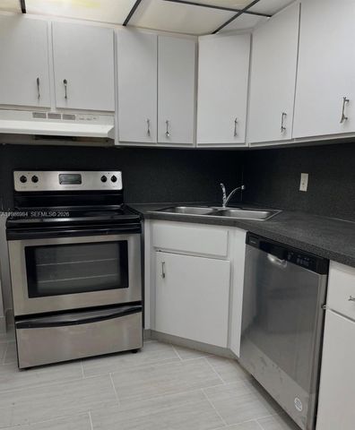 1251 NE 108th St 408, Miami, FL 33161