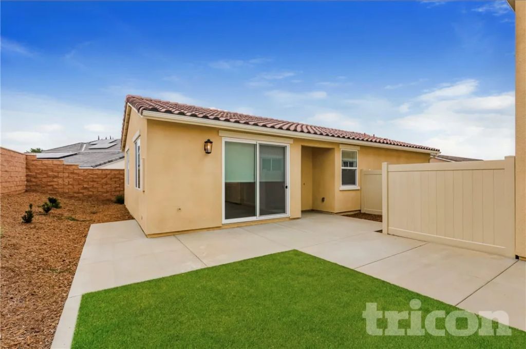 1740 Taylor Avenue 2, Corona, CA 92882