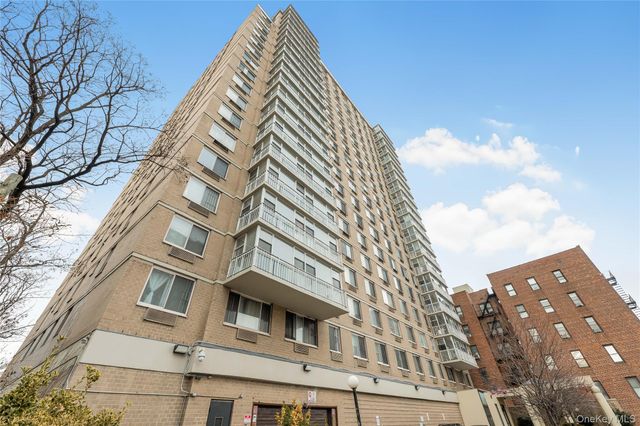 118-17 Union 15J, Forest Hills, NY 11375