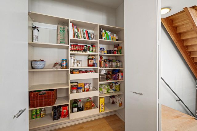 1924 N Booth STREET, Milwaukee, WI 53212