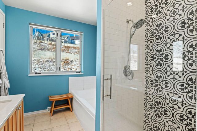 1924 N Booth STREET, Milwaukee, WI 53212