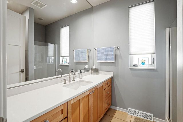 1924 N Booth STREET, Milwaukee, WI 53212