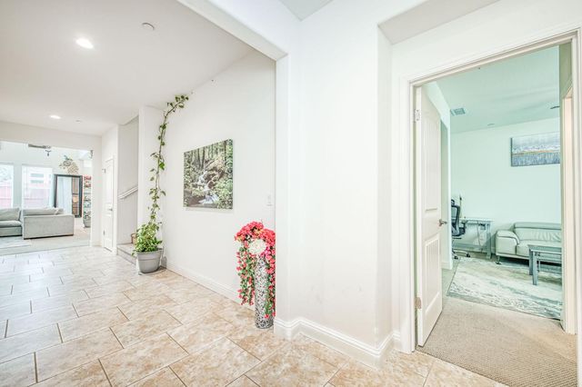 4368 N Casey Avenue, Fresno, CA 93723